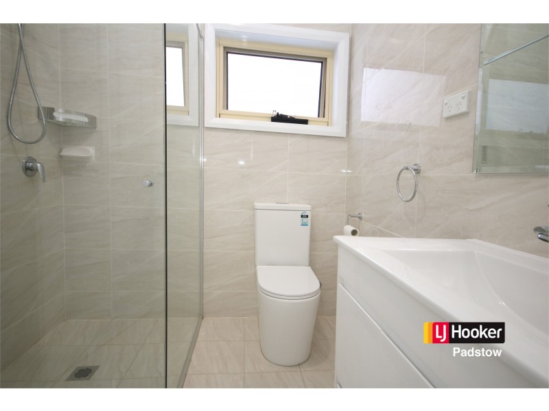 1/17 Eddie Avenue, Panania NSW 2213