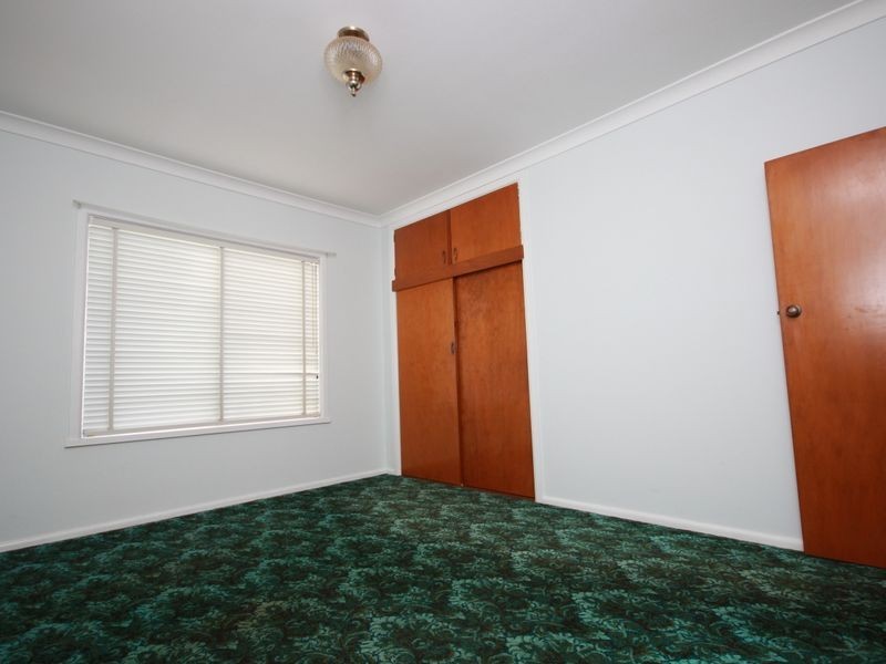 1 Narooma Close, Panania NSW 2213