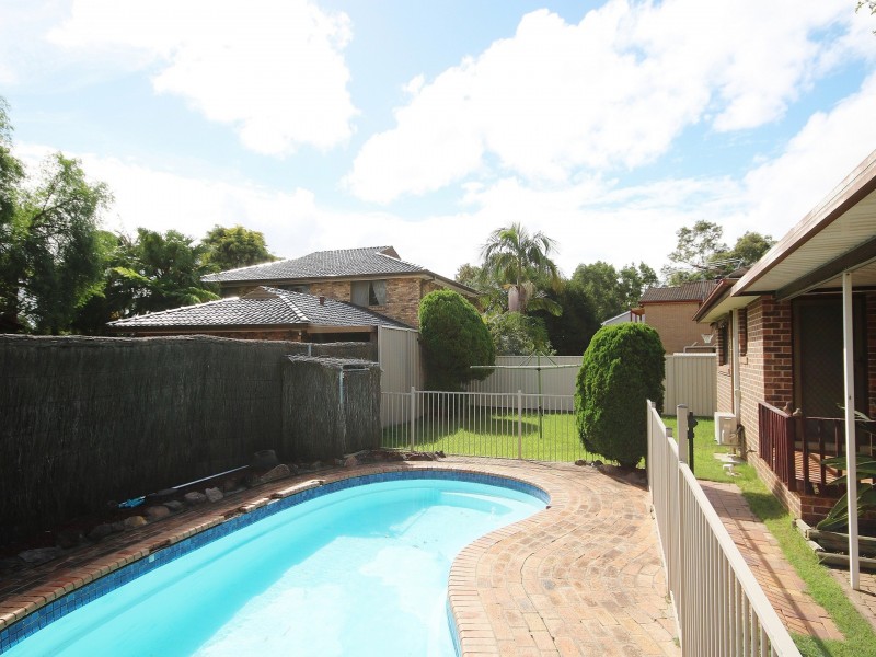 17 Links Avenue, Milperra NSW 2214