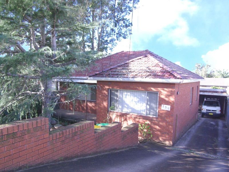 195 Davies Road, Padstow NSW 2211