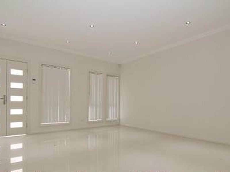 28 Robb Street, Revesby NSW 2212