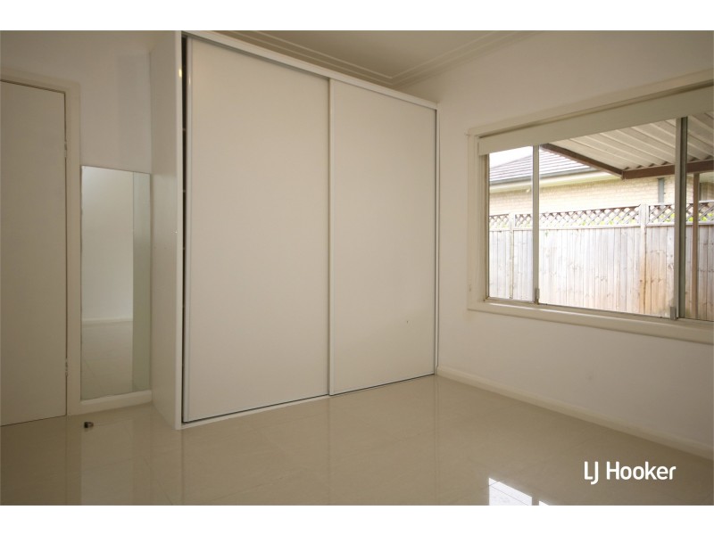 28 Monie Avenue, East Hills NSW 2213