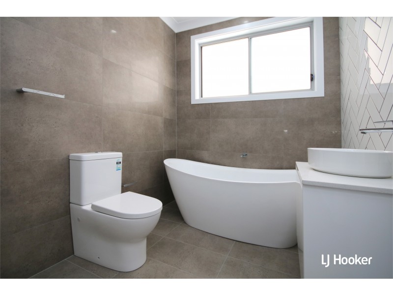 18 Drake Street, Panania NSW 2213