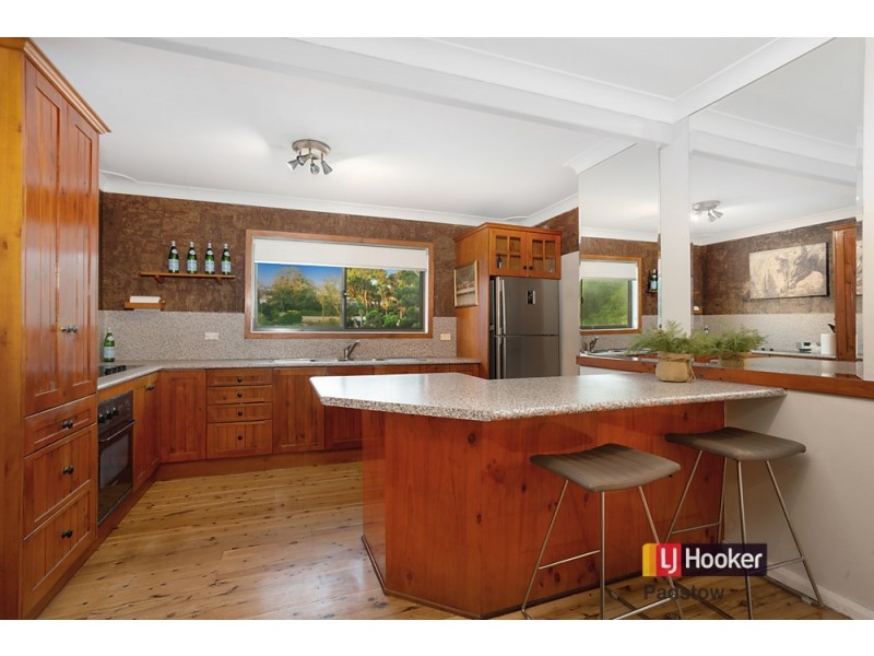 13 Nambucca Place, Padstow Heights NSW 2211