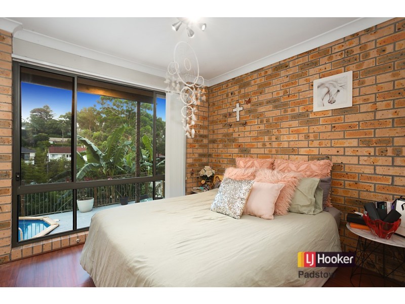 13 Nambucca Place, Padstow Heights NSW 2211