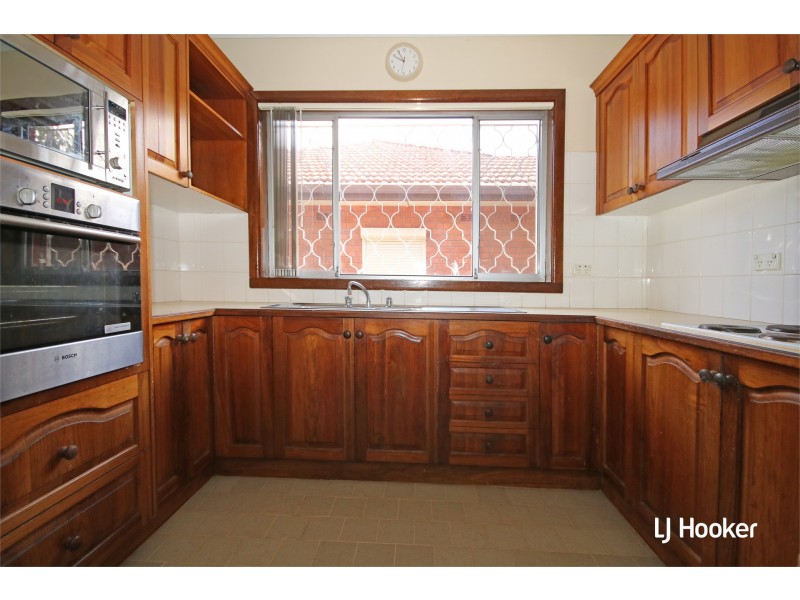 148 Davies Road, Padstow NSW 2211