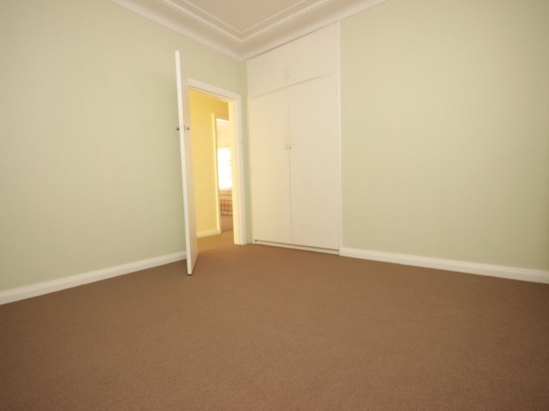 148 Arab Road, Padstow NSW 2211