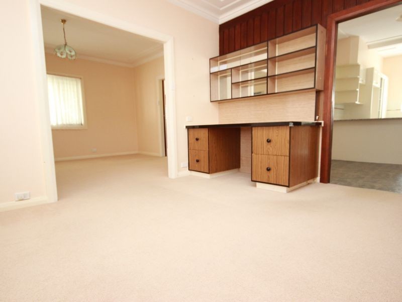 27 Anderson Avenue, Panania NSW 2213