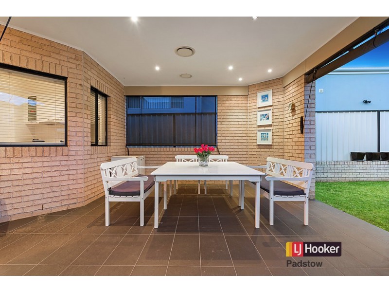 27 Picnic Point Road, Panania NSW 2213