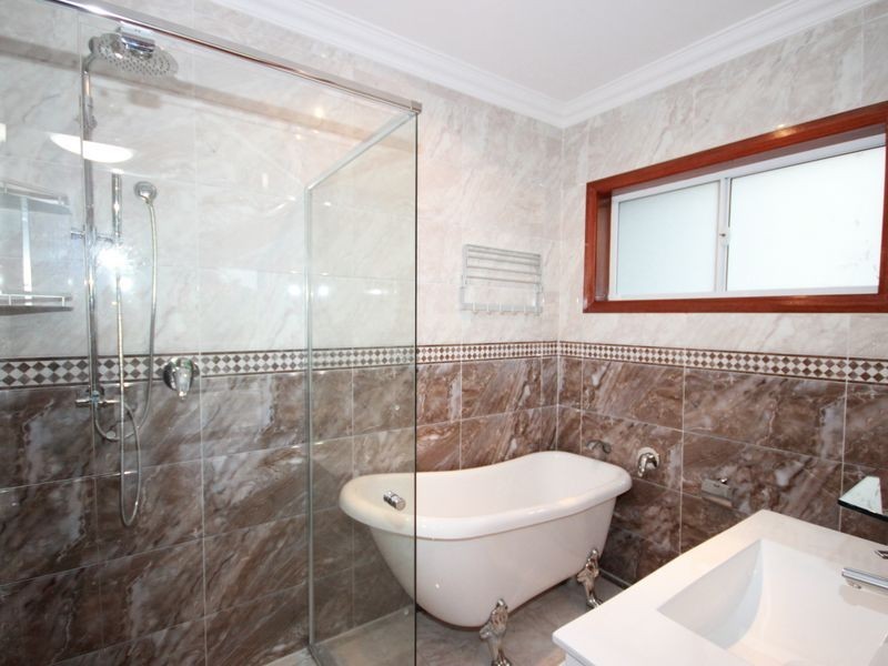 10 Homelea Avenue, Panania NSW 2213