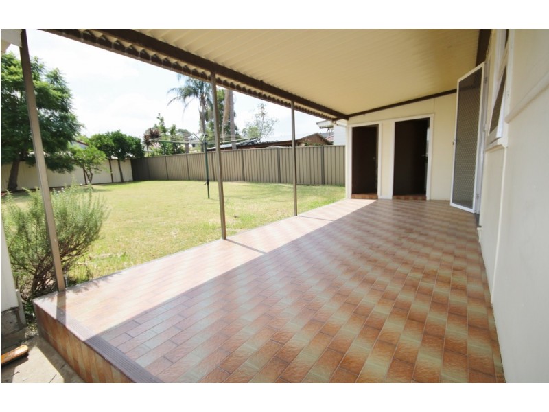 182 Bransgrove Road, Panania NSW 2213