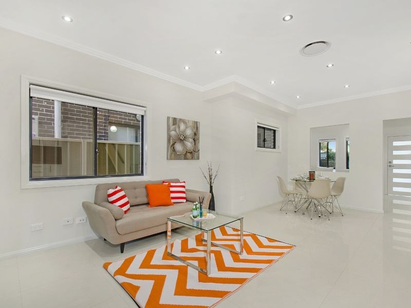 47a Bullecourt Avenue, Milperra NSW 2214