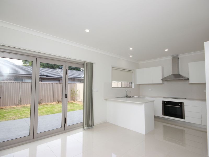 2/107-109 Kennedy Street, Picnic Point NSW 2213