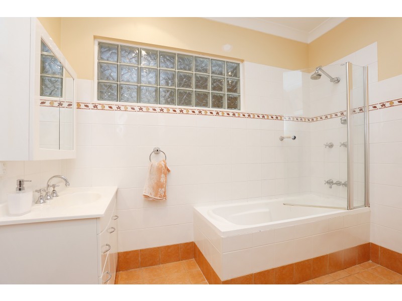 15 View Street, Miranda NSW 2228