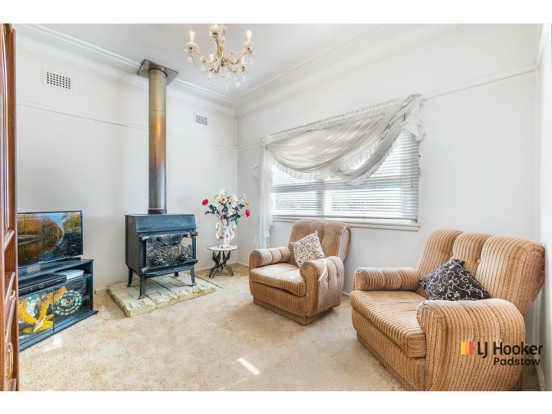 29 Taloma Street, Picnic Point NSW 2213