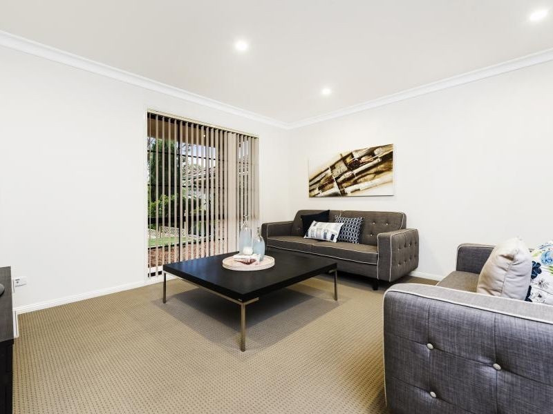 12 Berry Grove, Menai NSW 2234