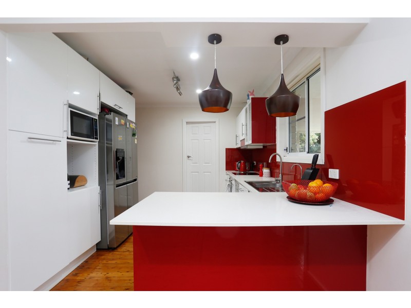 9 Carter Crescent, Padstow Heights NSW 2211