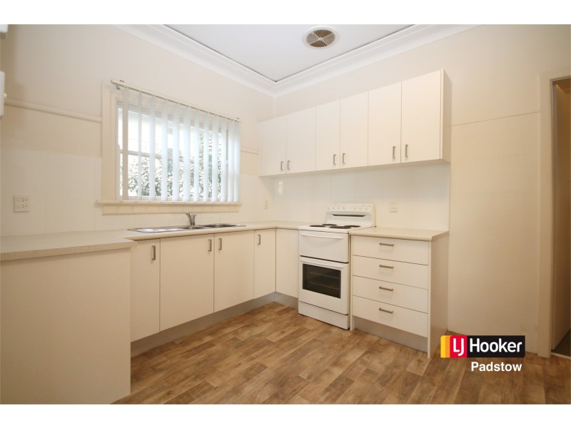 24 Parmal Avenue, Padstow NSW 2211