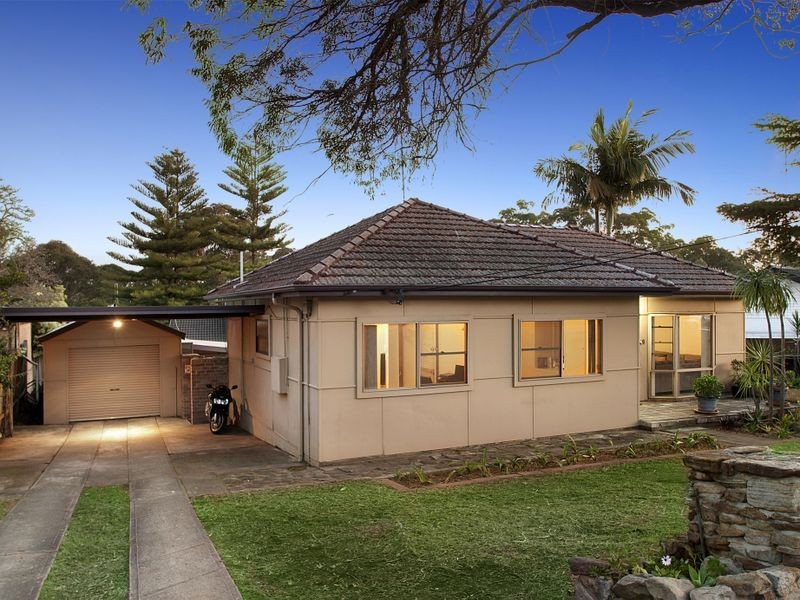 29 Doris Street, Picnic Point NSW 2213