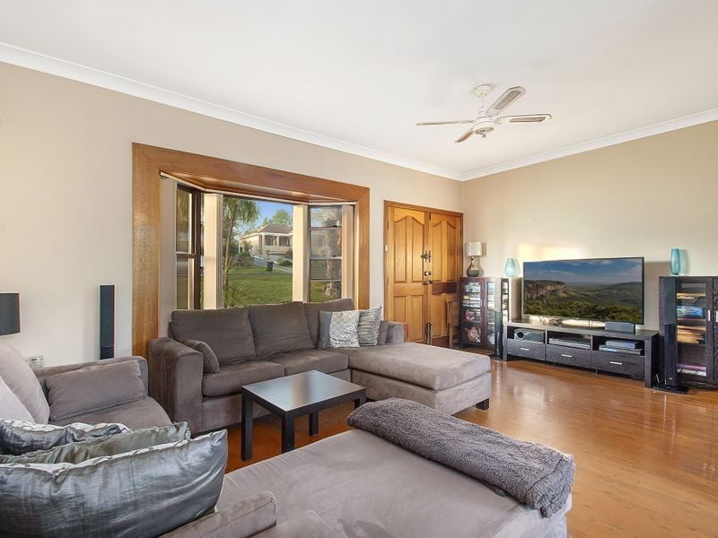 29 Doris Street, Picnic Point NSW 2213