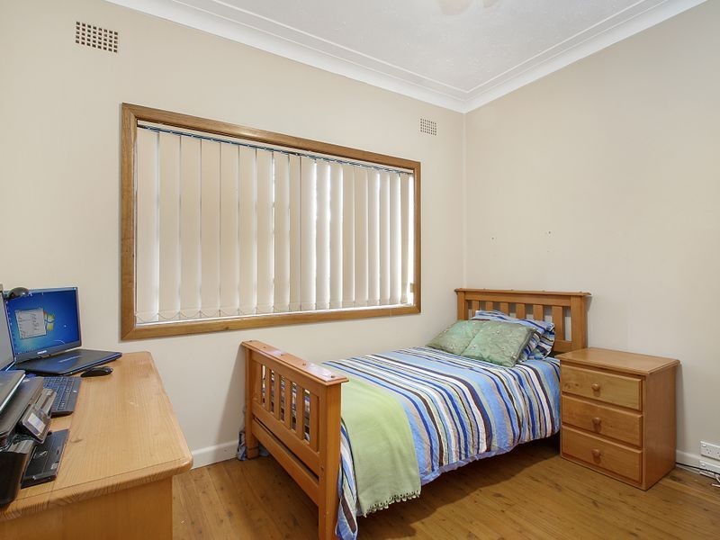 29 Doris Street, Picnic Point NSW 2213
