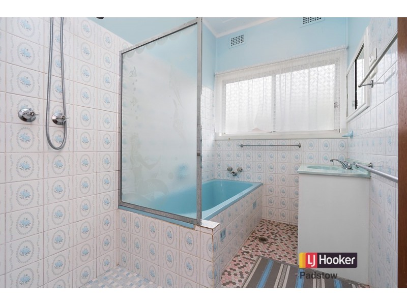 24 Phelps Street, Canley Vale NSW 2166