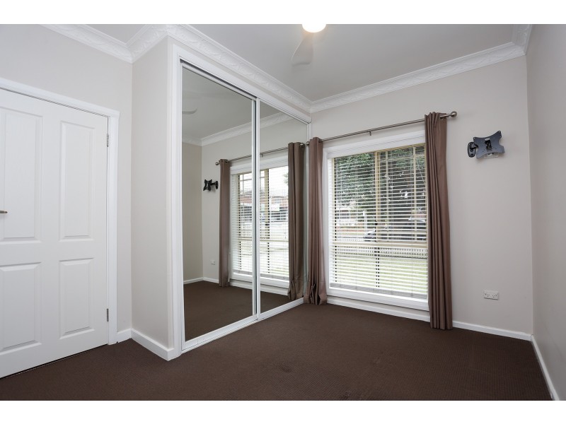 41 Burns Road, Picnic Point NSW 2213
