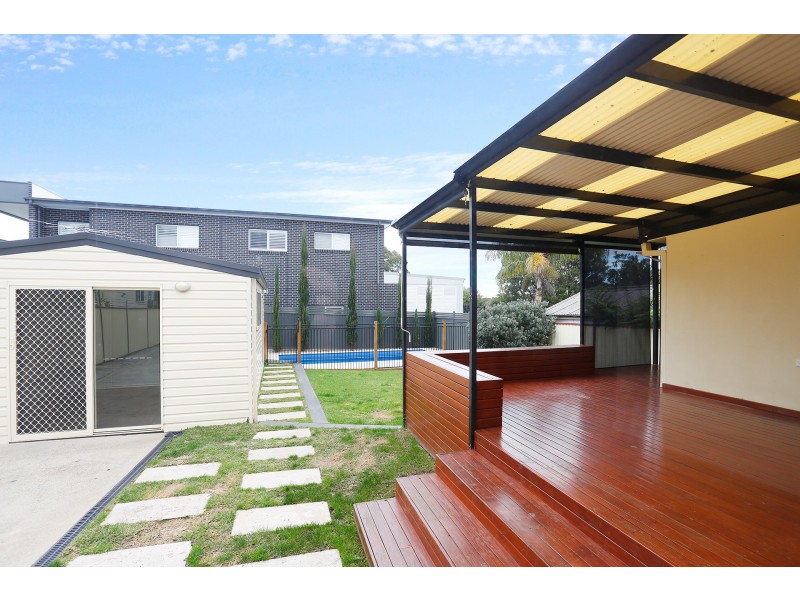 41 Burns Road, Picnic Point NSW 2213