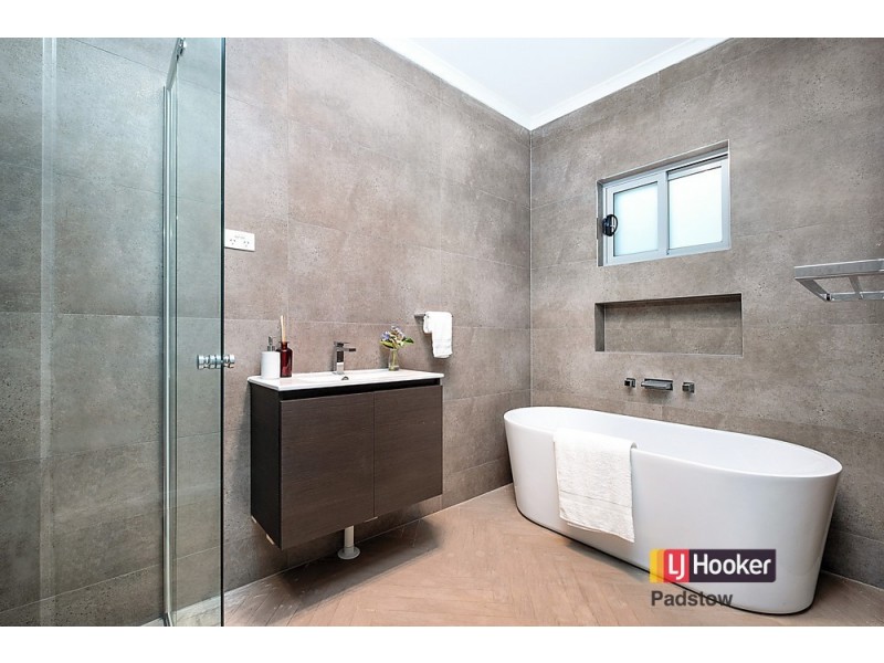 6a Ellesmere Street, Panania NSW 2213