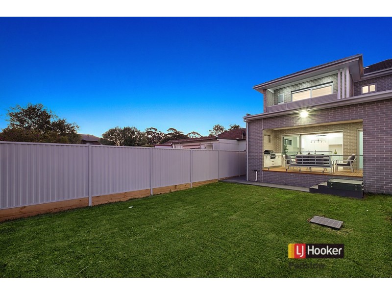 6a Ellesmere Street, Panania NSW 2213