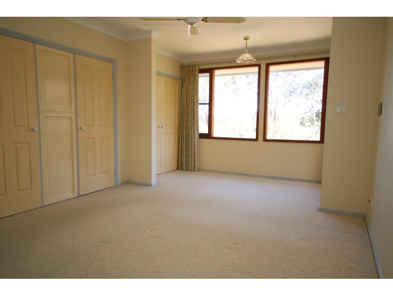742A Henry Lawson Drive, Picnic Point NSW 2213