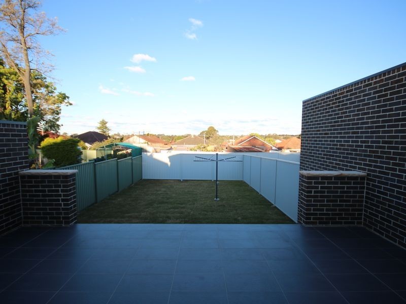 11 Ashmead Avenue, Revesby NSW 2212