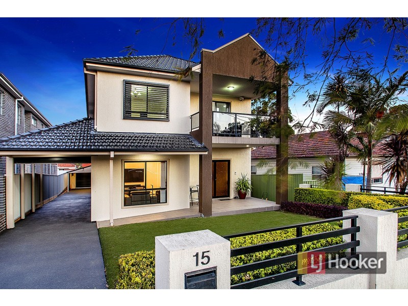 15 School Parade, Padstow NSW 2211