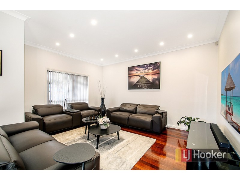 15 School Parade, Padstow NSW 2211