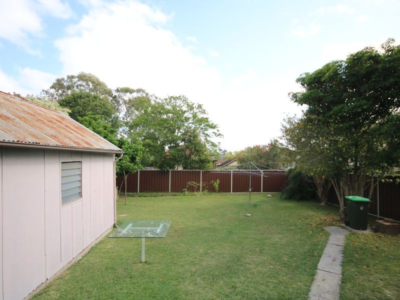 32 Glenview Avenue, Revesby NSW 2212
