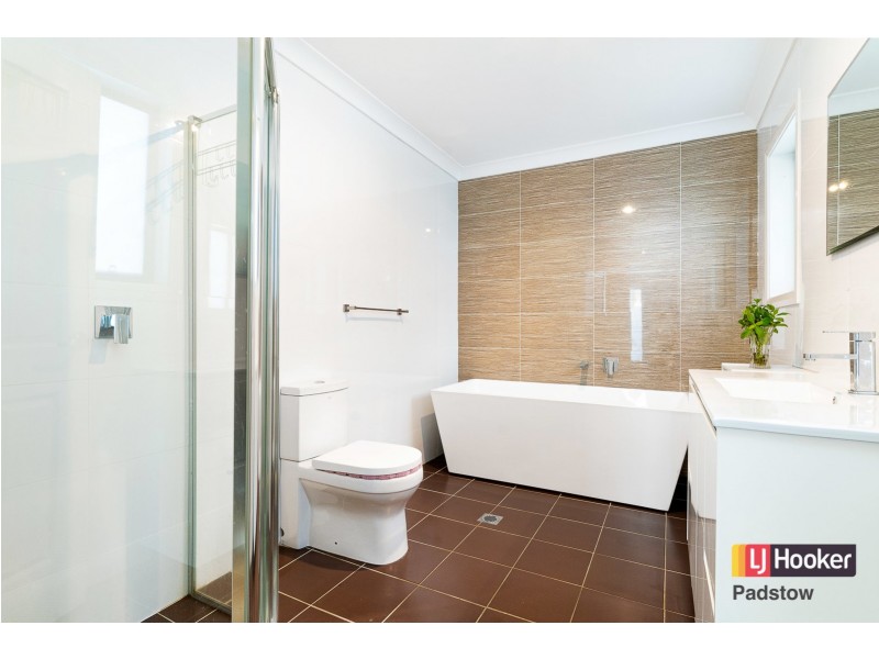 965A Henry Lawson Drive, Padstow Heights NSW 2211