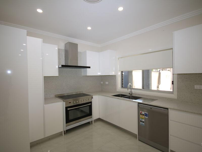 23 Donald Street, Picnic Point NSW 2213