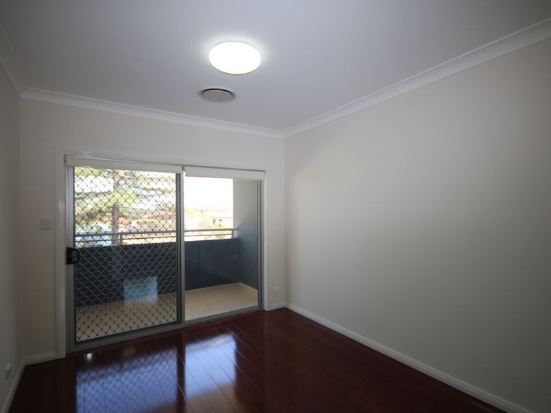 23 Donald Street, Picnic Point NSW 2213