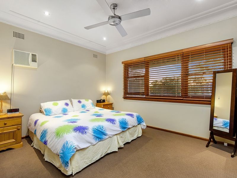 16 Sandakan Road, Revesby Heights NSW 2212
