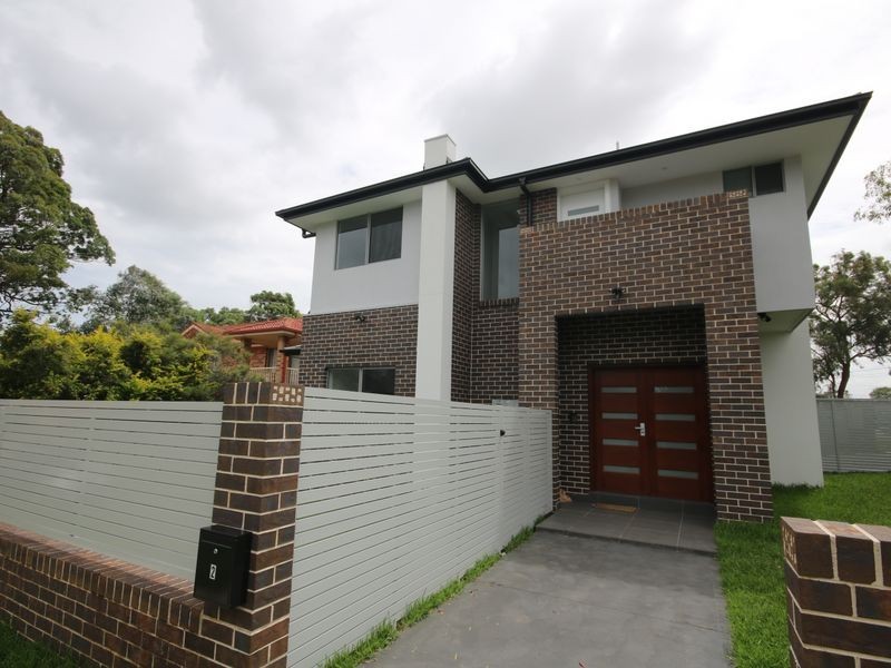 2 Presland Avenue, Revesby NSW 2212