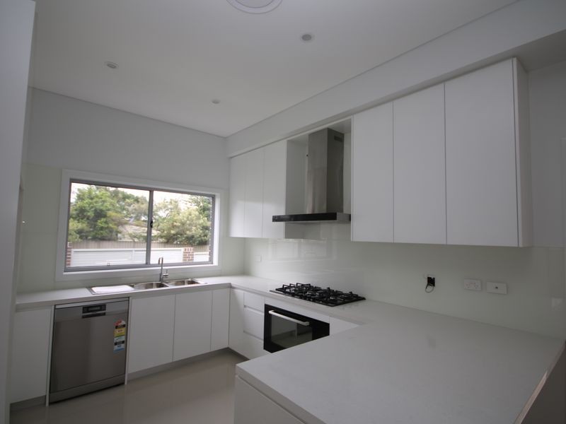 2 Presland Avenue, Revesby NSW 2212