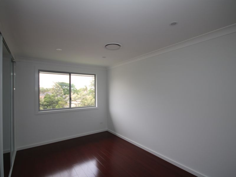 2 Presland Avenue, Revesby NSW 2212