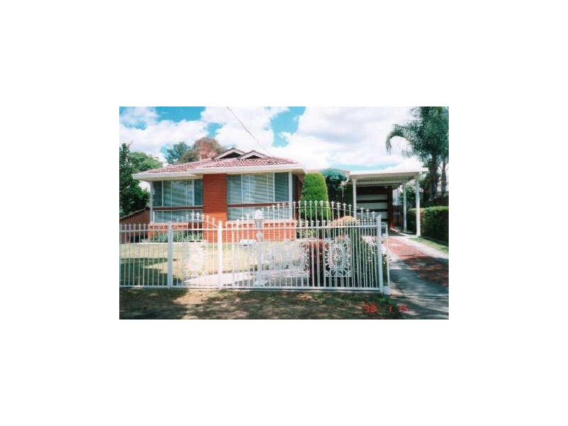 2B Kennedy Street, Picnic Point NSW 2213