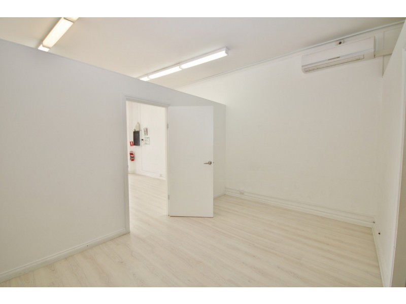 77 Howard Road, Padstow NSW 2211