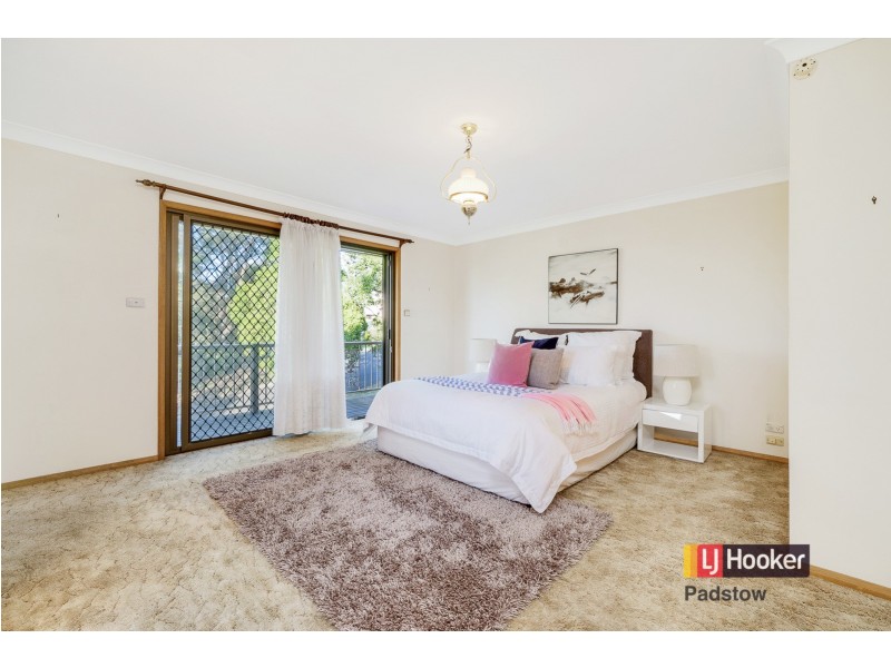 34 Hobart Place, Illawong NSW 2234
