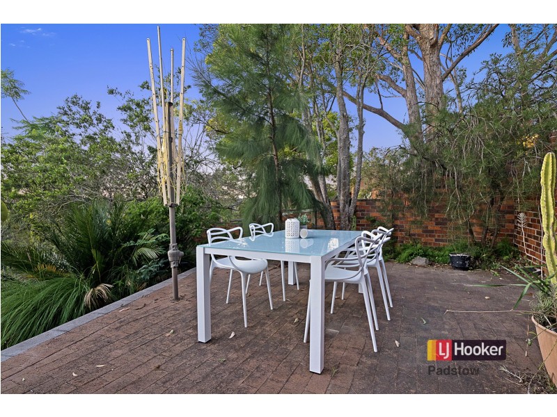 34 Hobart Place, Illawong NSW 2234