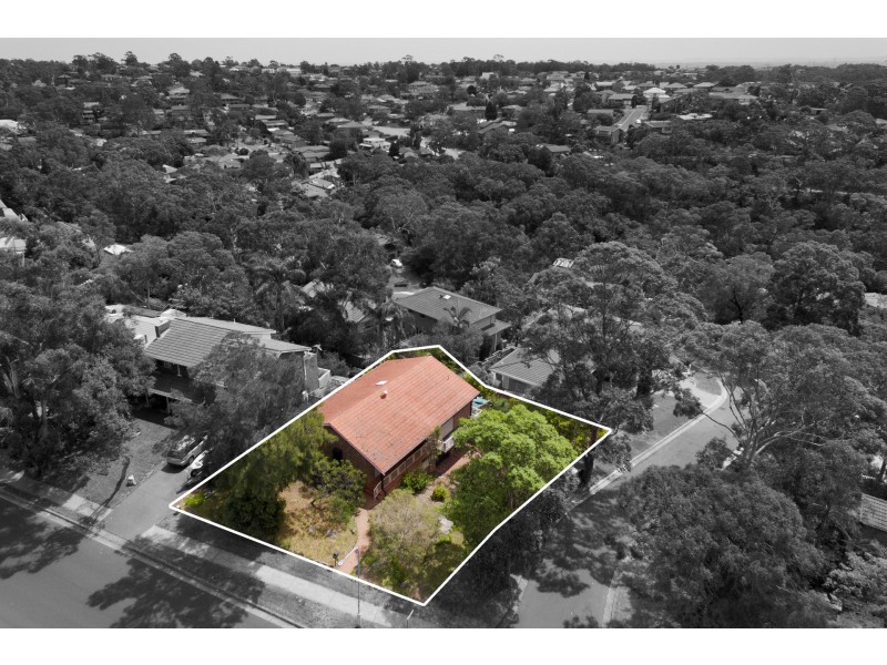 34 Hobart Place, Illawong NSW 2234