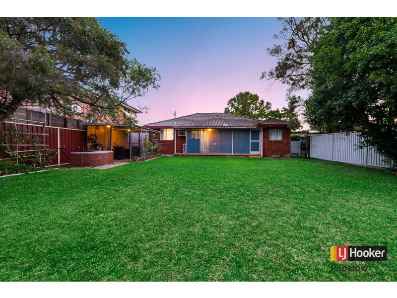 2 Merris Place, Milperra NSW 2214