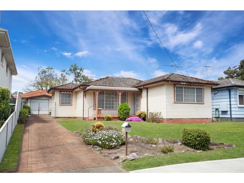 205 Marco Avenue, Panania NSW 2213