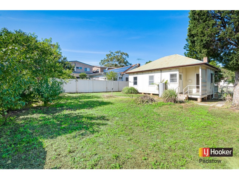 6 Phillip Street, Panania NSW 2213